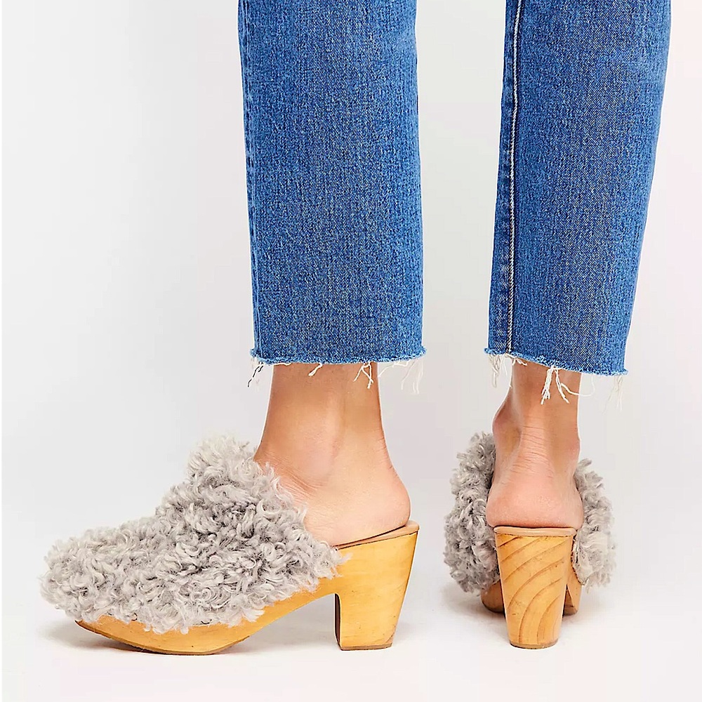 FREE PEOPLE CABIN FEVER CLOG HEELS